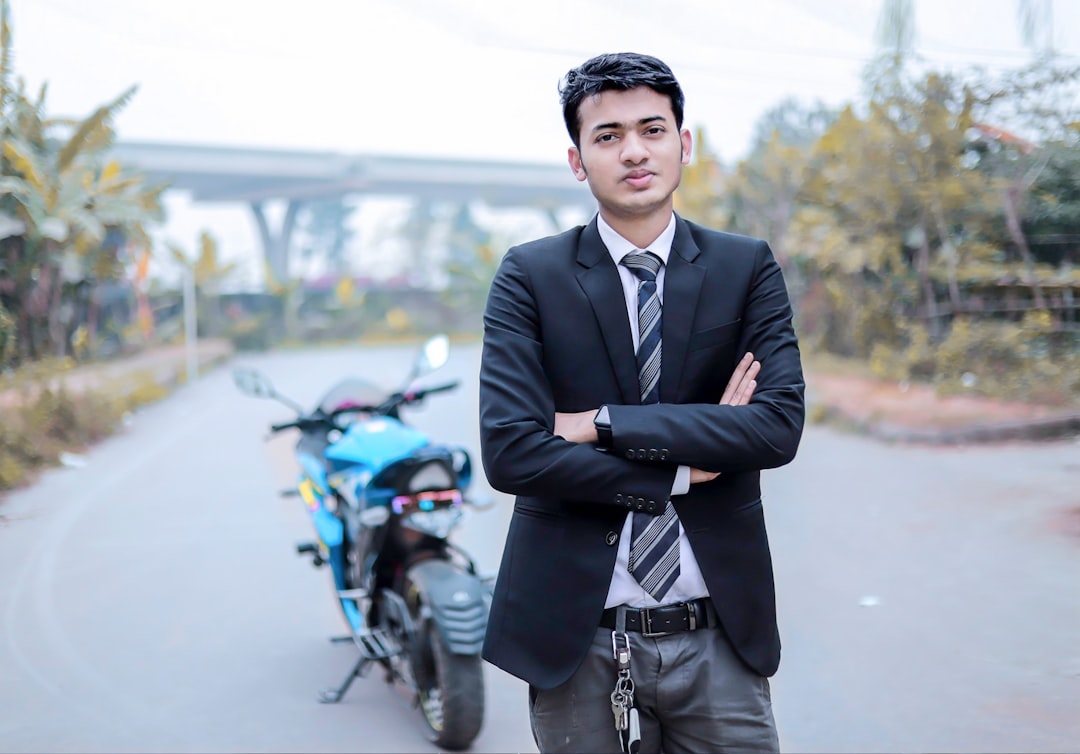 Mengapa Brosur Masih Jadi Alat Pemasaran Efektif di Era Digital Ini